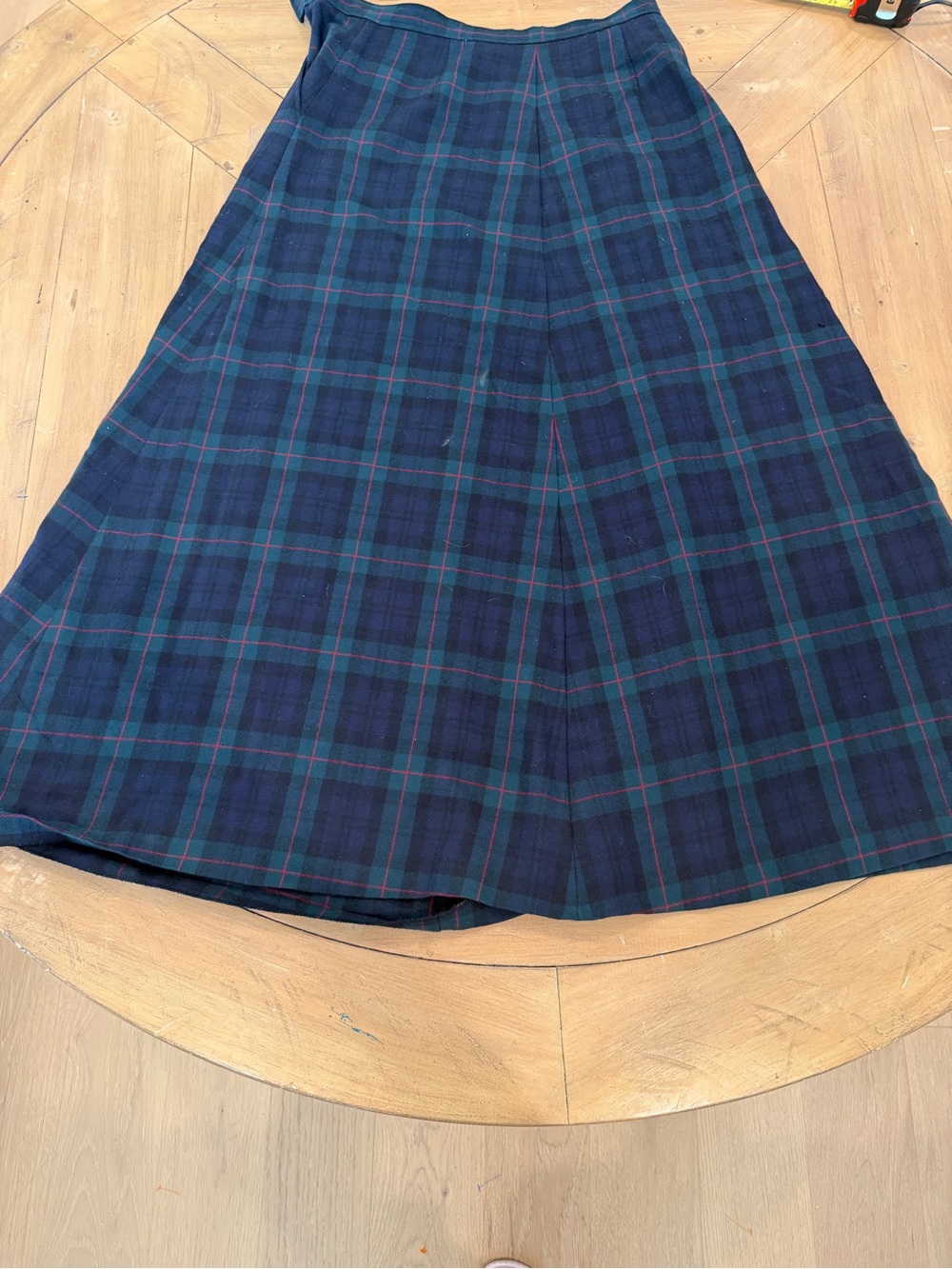 Vintage Ralph Lauren A-Line Plaid Midi Wool Skirt in Navy and Green 12 - Picture 9 of 12